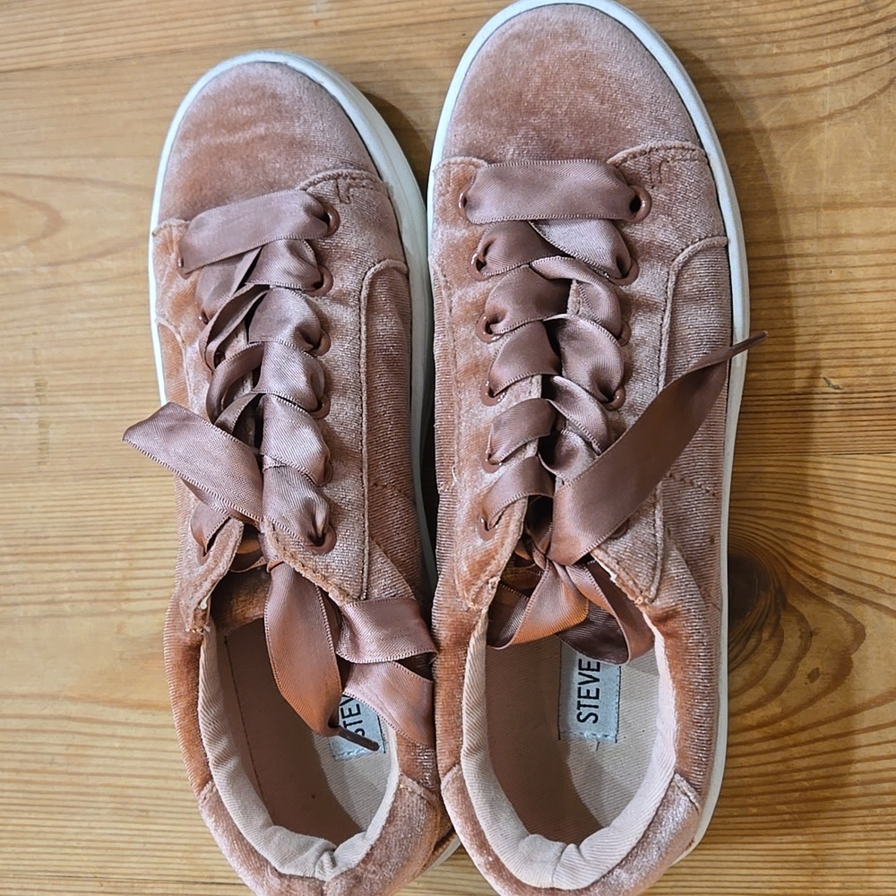 Steve Madden Pink Velvet Sneakers